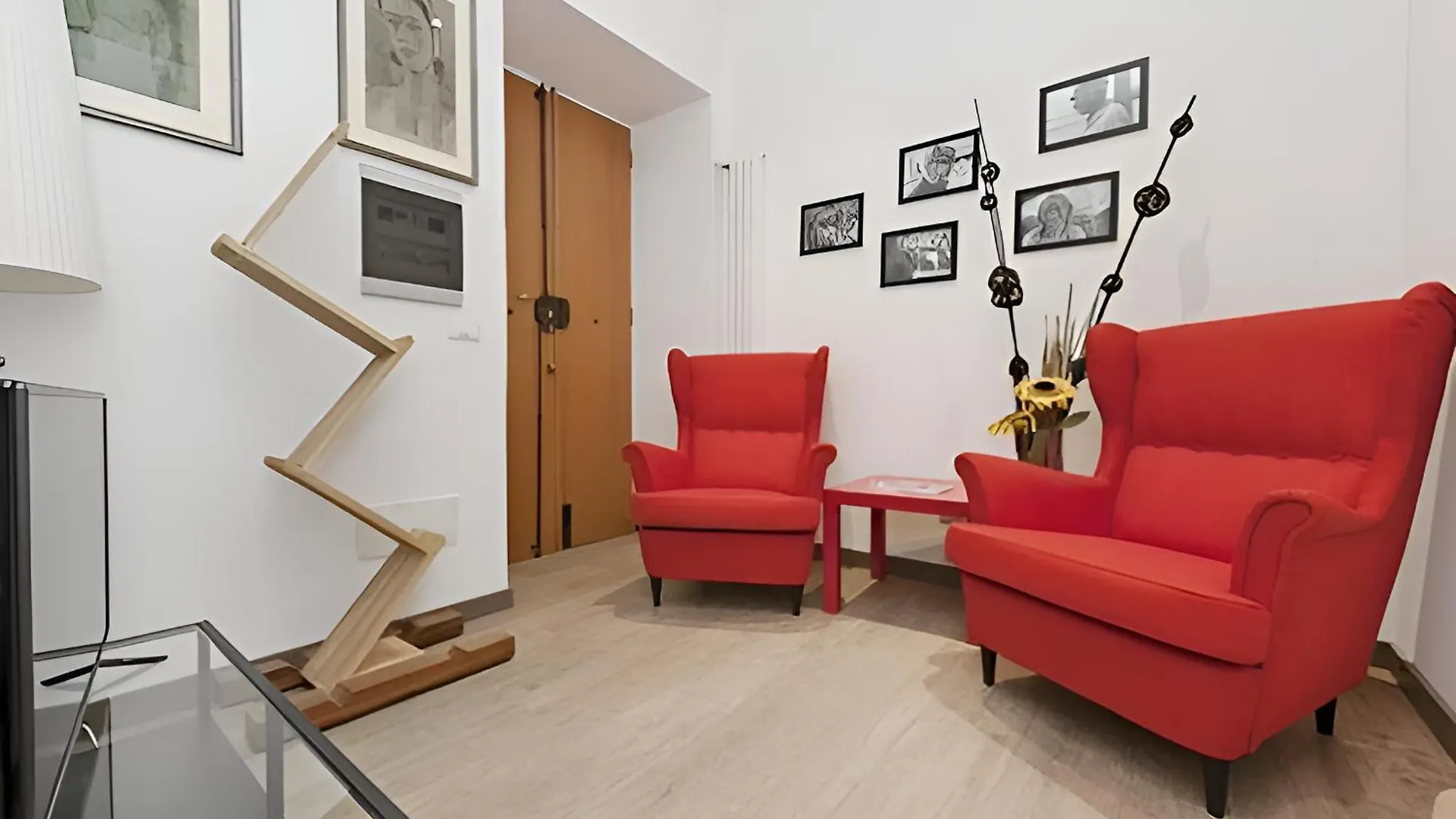 Ungaretti Vatican Apartment Rome Italy